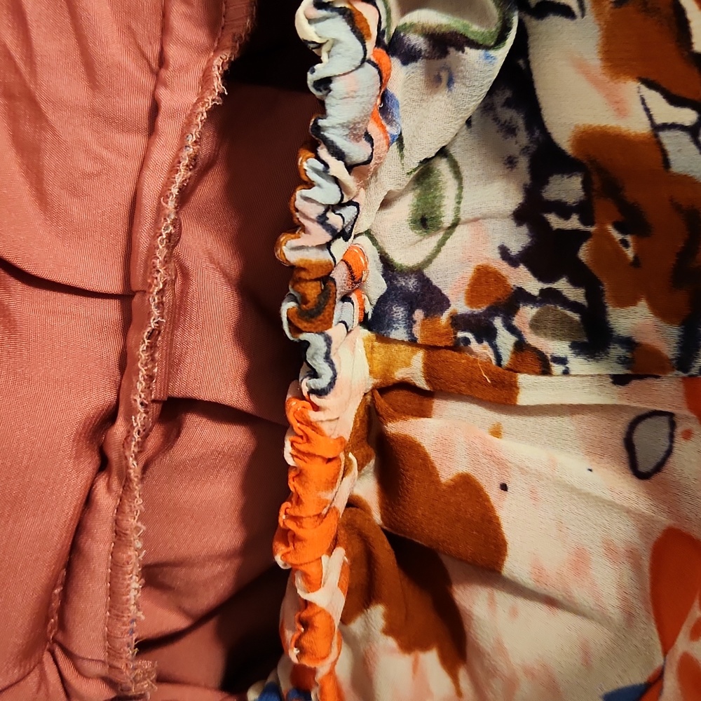 Gap - Picture 4 of 9